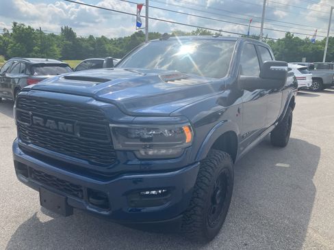 Used 2024 RAM 2500 Limited AWD/4WD image 3