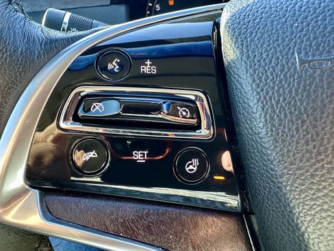 Used 2019 Cadillac XTS Luxury FWD image 23