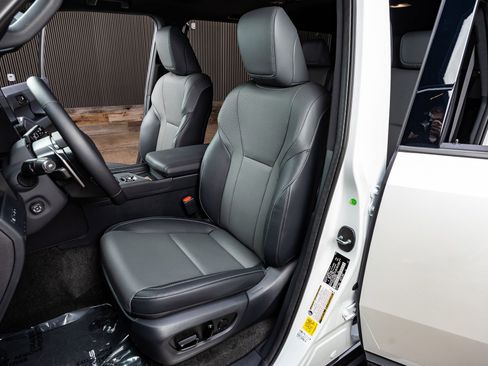 Used 2025 Lexus GX 550 550 Premium+ image 30