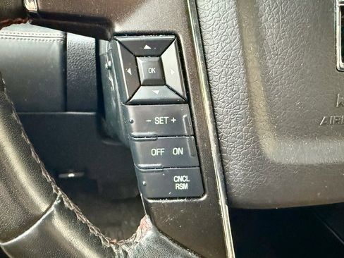 Used 2017 Lincoln Navigator L Reserve image 21