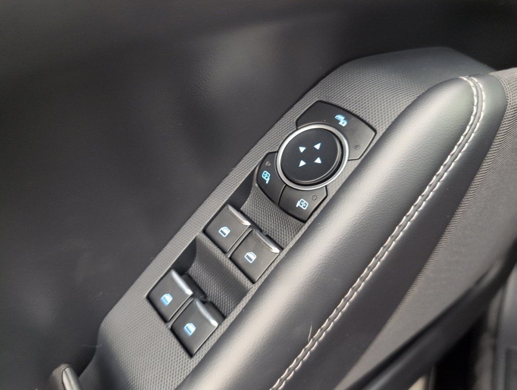 Used 2025 Ford Mustang Mach-E Select RWD image 34