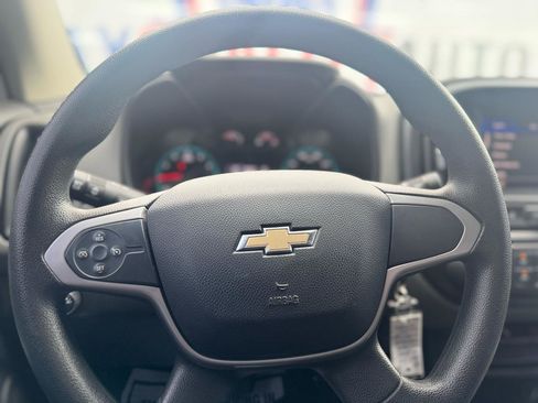 Used 2022 Chevrolet Colorado W/T w/ WT Convenience Package RWD image 39