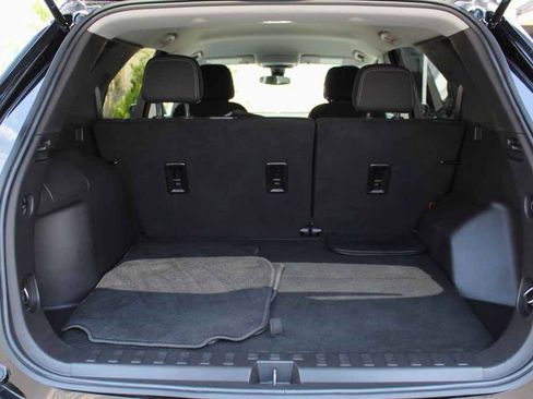 Used 2024 Chevrolet Equinox LS w/ LS Convenience Package FWD image 7