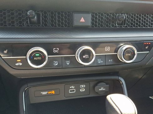 Certified 2023 Honda CR-V EX image 16