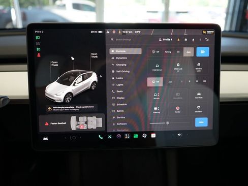 Used 2021 Tesla Model Y Long Range AWD/4WD image 5