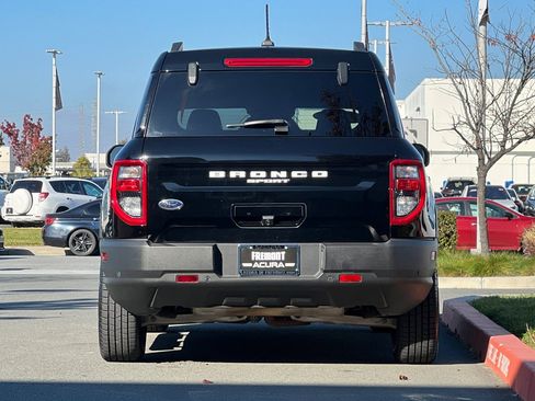 Used 2022 Ford Bronco Sport Outer Banks w/ Tech Package image 5