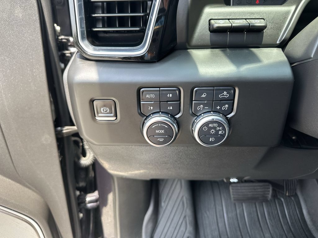 Certified 2023 GMC Sierra 1500 Denali w/ Denali Reserve Package AWD/4WD image 18