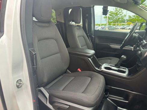 Used 2021 Chevrolet Colorado LT w/ Fleet Safety Package RWD image 10