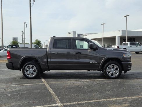 New 2026 RAM 1500 Big Horn AWD/4WD image 4