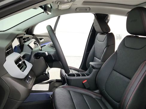 New 2027 Chevrolet Bolt RS w/ Technology Package image 27