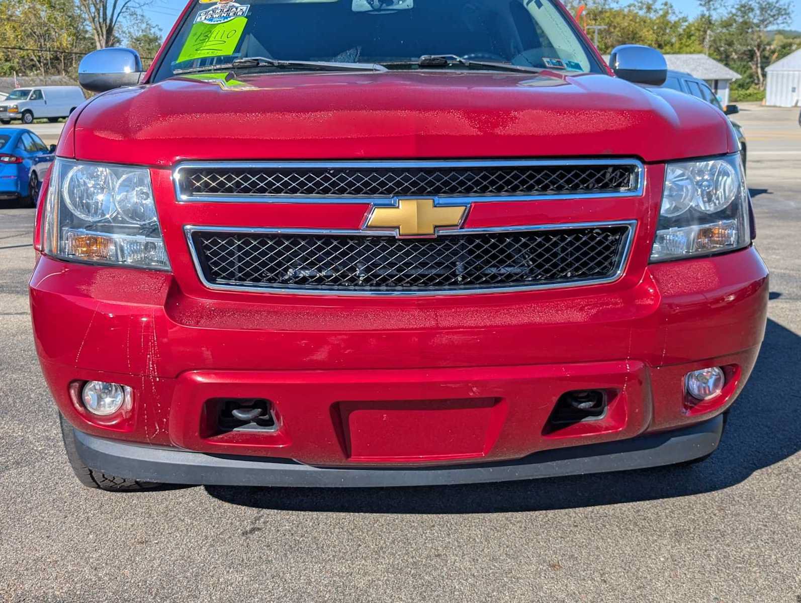 Used 2012 Chevrolet Suburban LS w/ Convenience Package 1 AWD/4WD image 2