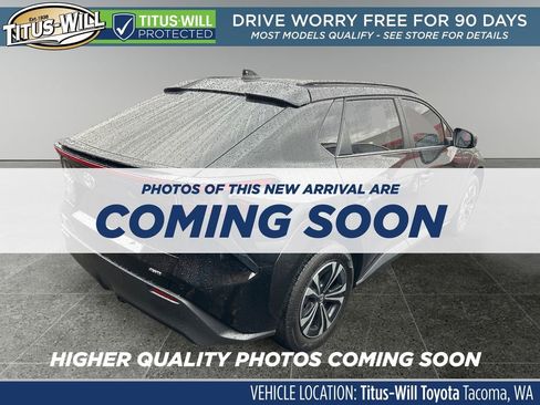 Used 2024 Toyota bZ4X XLE w/ Weather Package image 4