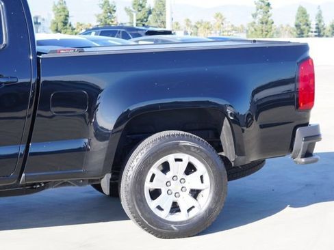 Used 2022 Chevrolet Colorado LT w/ Safety Package RWD image 10