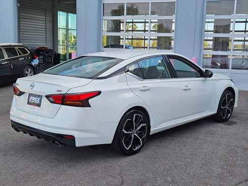 Used 2024 Nissan Altima 2.5 SR FWD image 5