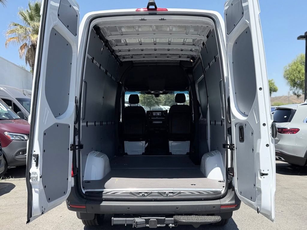 New 2026 Mercedes-Benz Sprinter 2500 image 11