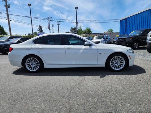 Used 2011 BMW 535i Sedan RWD image 6