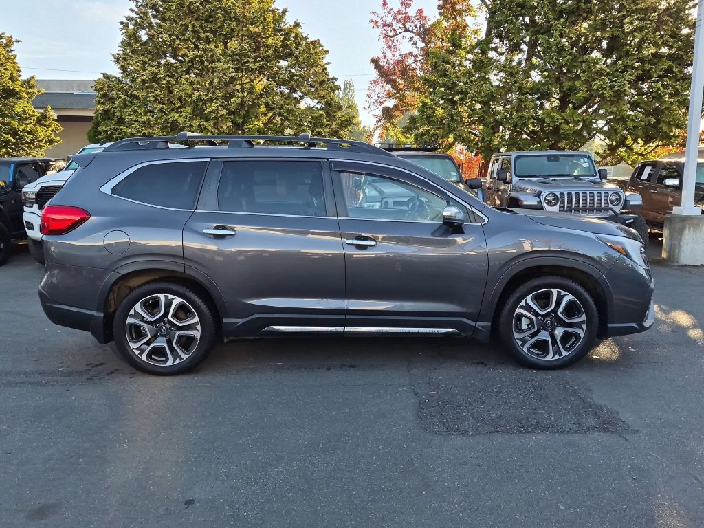 Used 2023 Subaru Ascent Touring AWD/4WD image 8
