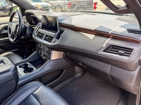 Certified 2024 Chevrolet Tahoe Premier AWD/4WD image 35