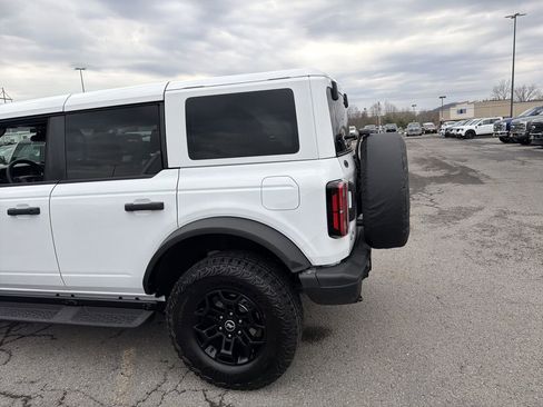 New 2026 Ford Bronco Badlands AWD/4WD image 9