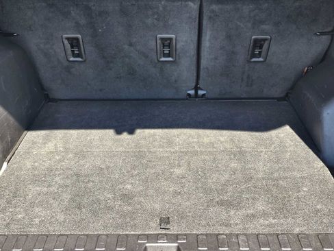 Used 2024 Chevrolet Equinox LT image 23