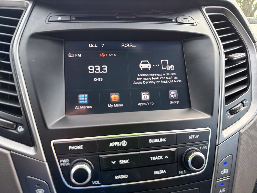 Used 2017 Hyundai Santa Fe Sport FWD image 16