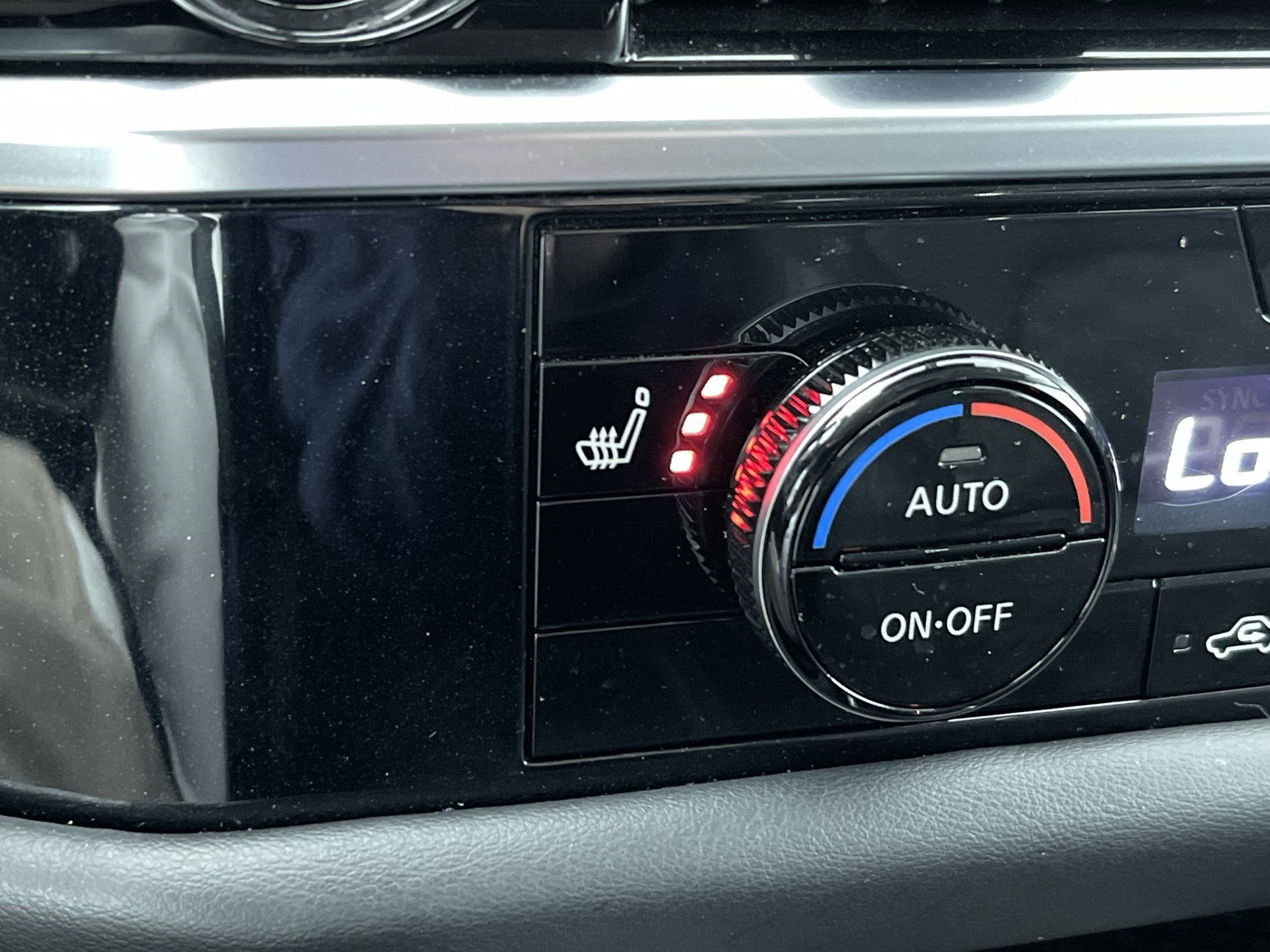 Certified 2023 Nissan Pathfinder SV AWD/4WD image 19