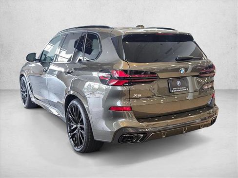 New 2026 BMW X5 M60i image 6