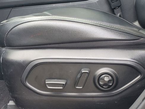 Used 2024 Jeep Grand Cherokee Altitude image 14