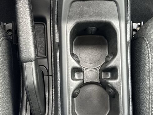 Used 2025 Jeep Wrangler Unlimited Sahara AWD/4WD image 28