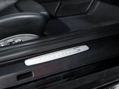 Used 2018 Porsche 911 Turbo S image 21