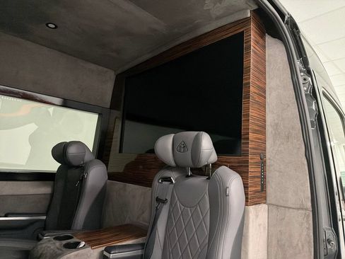 Used 2025 Mercedes-Benz Sprinter 3500 image 12