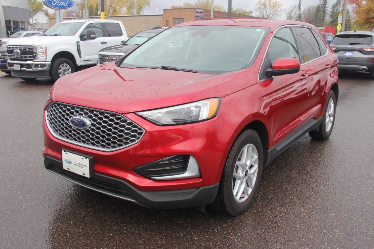 Used 2024 Ford Edge SEL AWD/4WD image 9