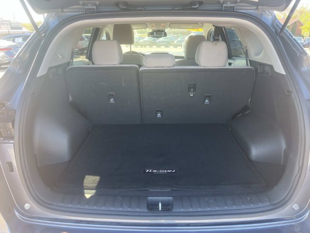 Used 2021 Hyundai Tucson SEL FWD image 12