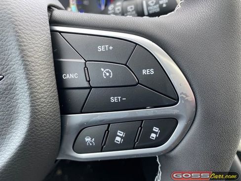 New 2026 Chrysler Pacifica Select image 20