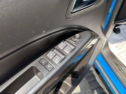 Used 2022 GMC Canyon Elevation w/ Elevation Premium Package AWD/4WD image 12