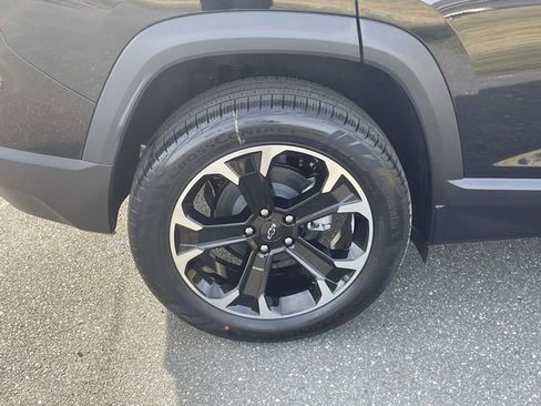 New 2026 Chevrolet Equinox LT w/ Safety and Technology Package AWD/4WD image 9