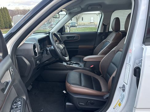 Used 2025 Ford Bronco Sport Outer Banks image 13