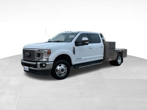 Used 2022 Ford F350 Lariat w/ FX4 Off-Road Package image 2