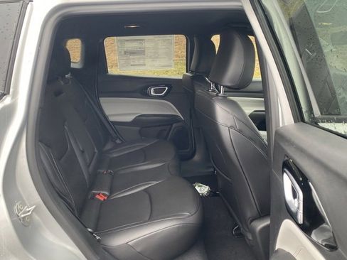 New 2026 Jeep Compass Limited image 30