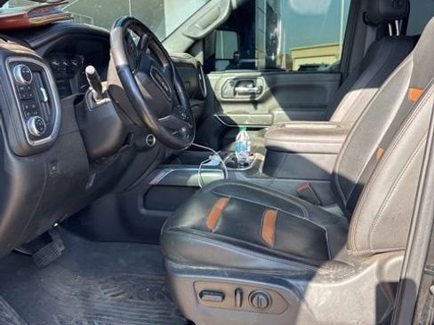 Used 2022 GMC Sierra 2500 AT4 w/ Gooseneck/5TH Wheel Package image 9