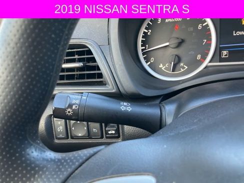 Used 2019 Nissan Sentra S image 22