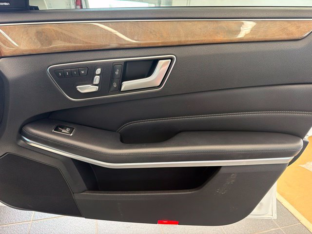 Used 2016 Mercedes-Benz E 350 Sedan image 11