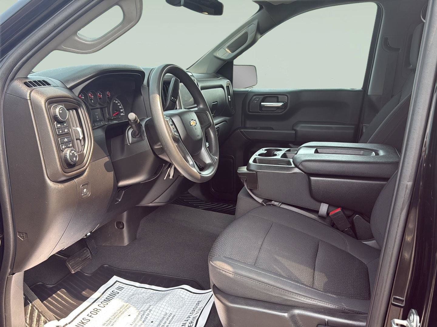 Used 2022 Chevrolet Silverado 1500 Custom AWD/4WD image 9