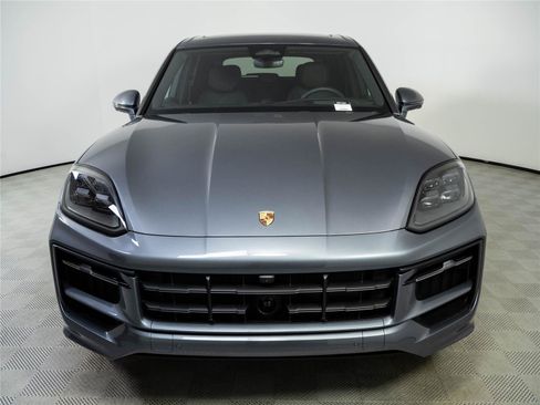 New 2026 Porsche Cayenne S AWD/4WD image 36