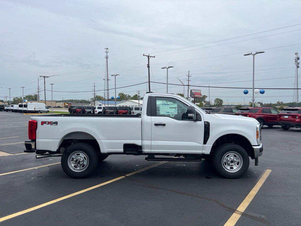 New 2027 Ford F350 XL w/ FX4 Off-Road Package AWD/4WD image 7