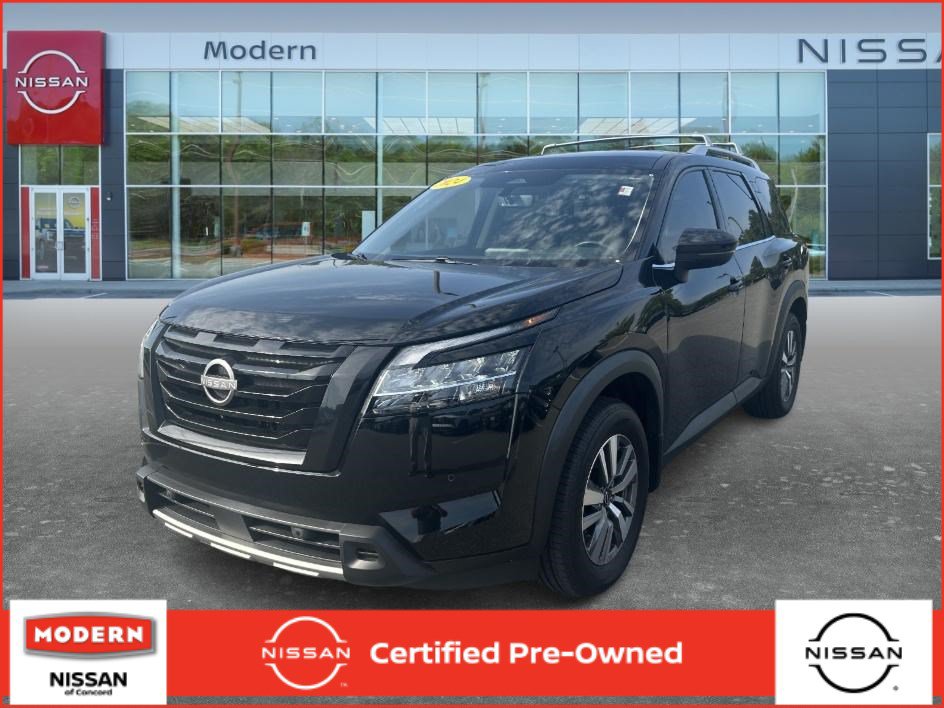 Certified 2024 Nissan Pathfinder SL w/ Black Appearance Package FWD image 1