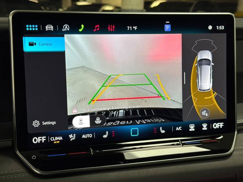 New 2026 Volkswagen Tiguan SE R-Line AWD/4WD image 19