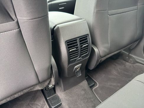 Used 2018 Ford Escape SE AWD/4WD image 25