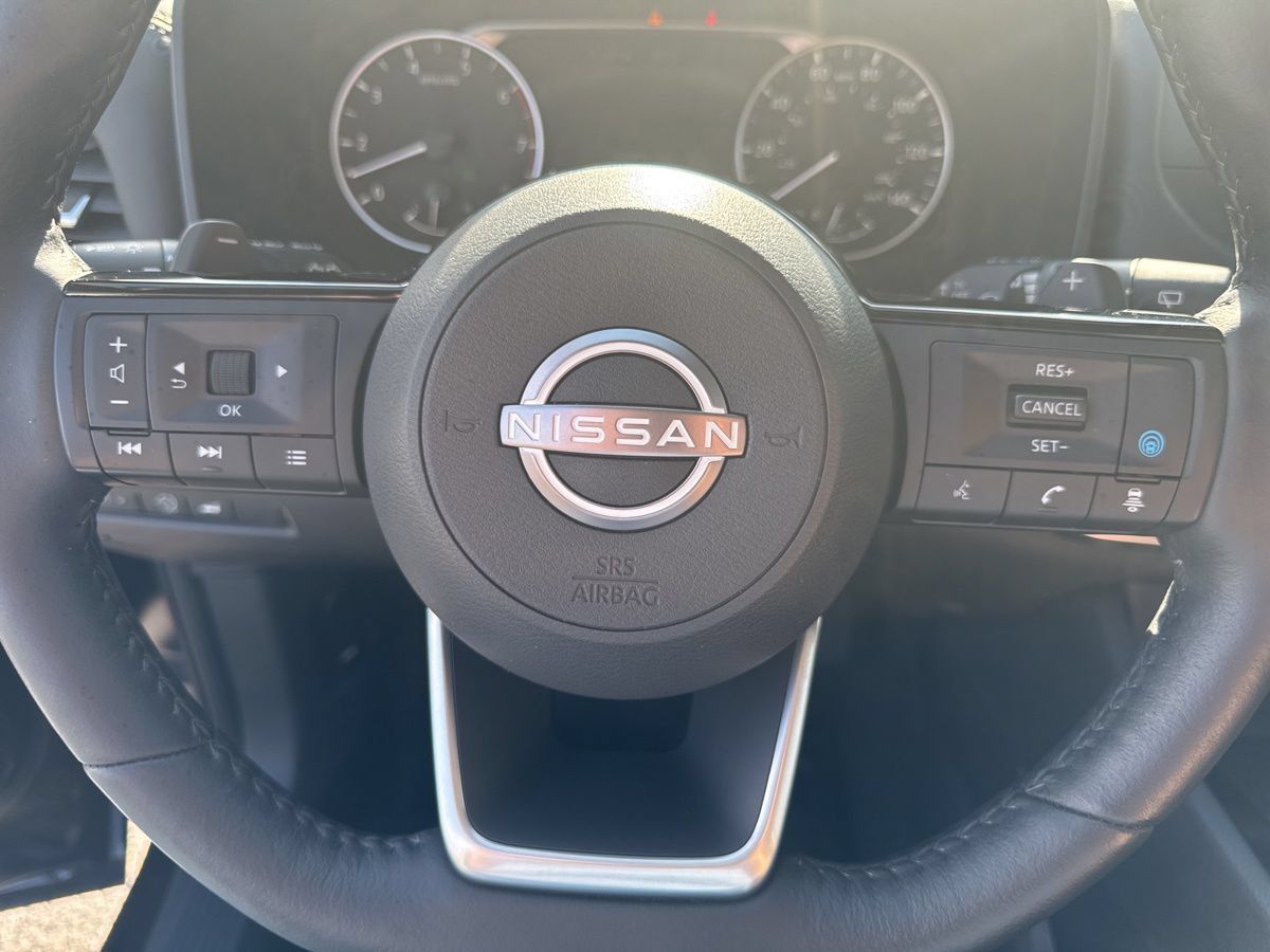 Used 2023 Nissan Rogue SV w/ SV Premium B Package AWD/4WD image 20