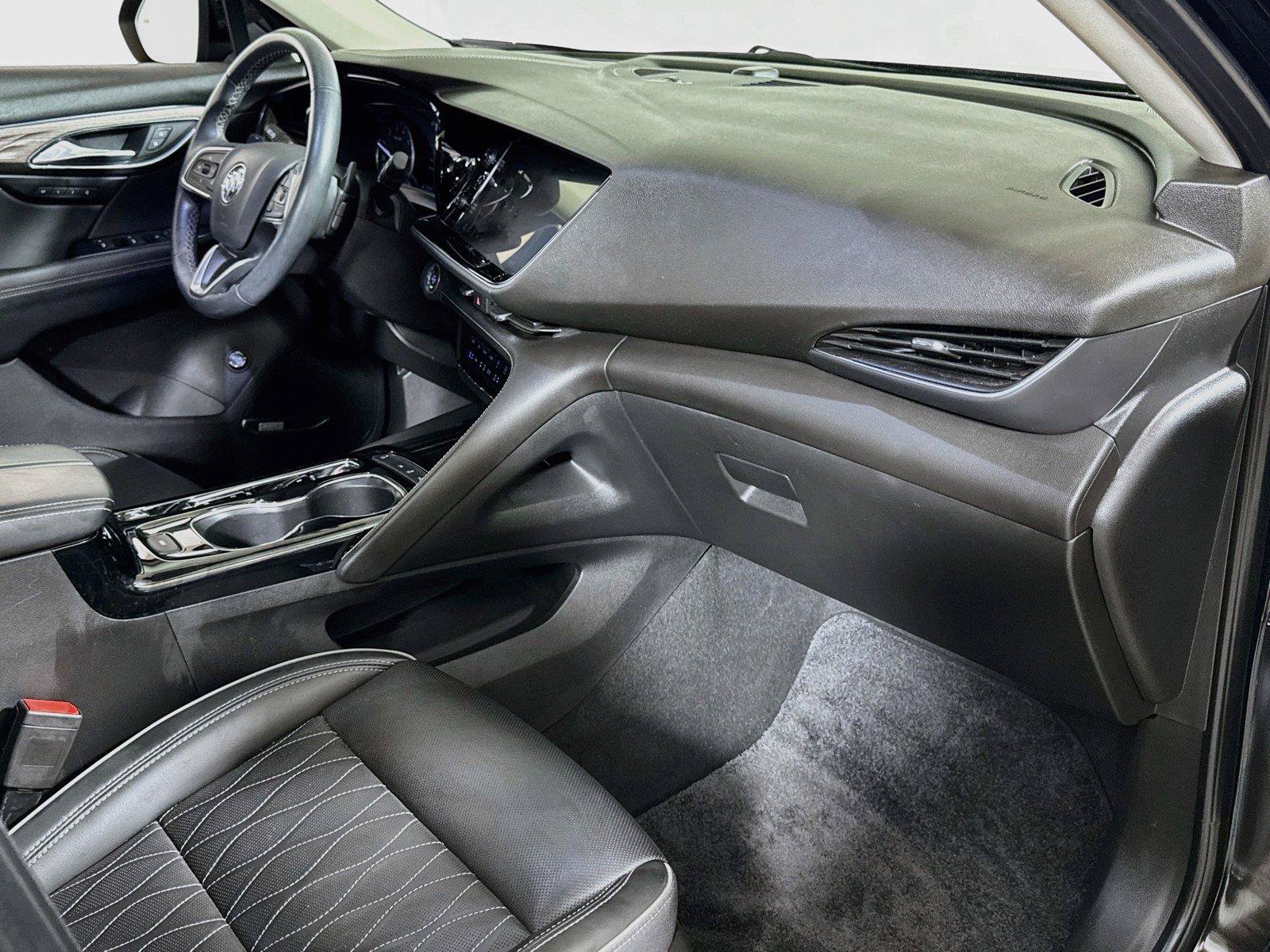 Used 2022 Buick Envision Avenir w/ Technology Package II FWD image 29